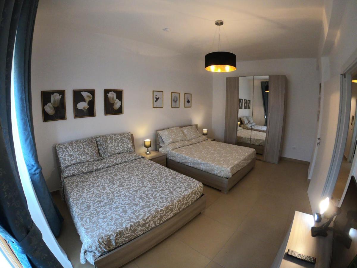 Caserta Royale Apartment Екстер'єр фото