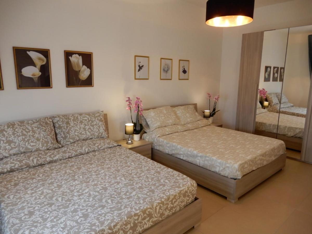 Caserta Royale Apartment Екстер'єр фото