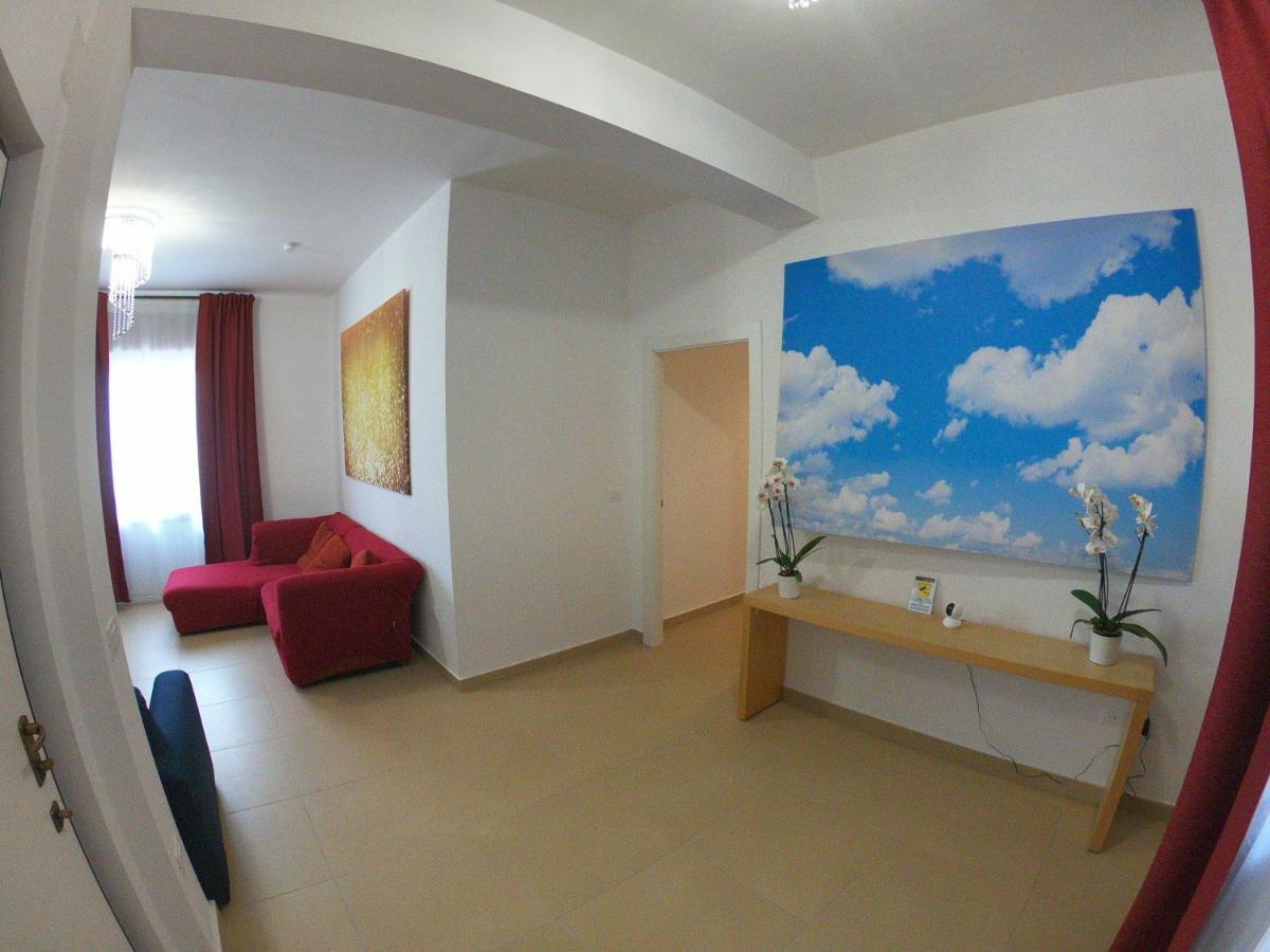 Caserta Royale Apartment Екстер'єр фото