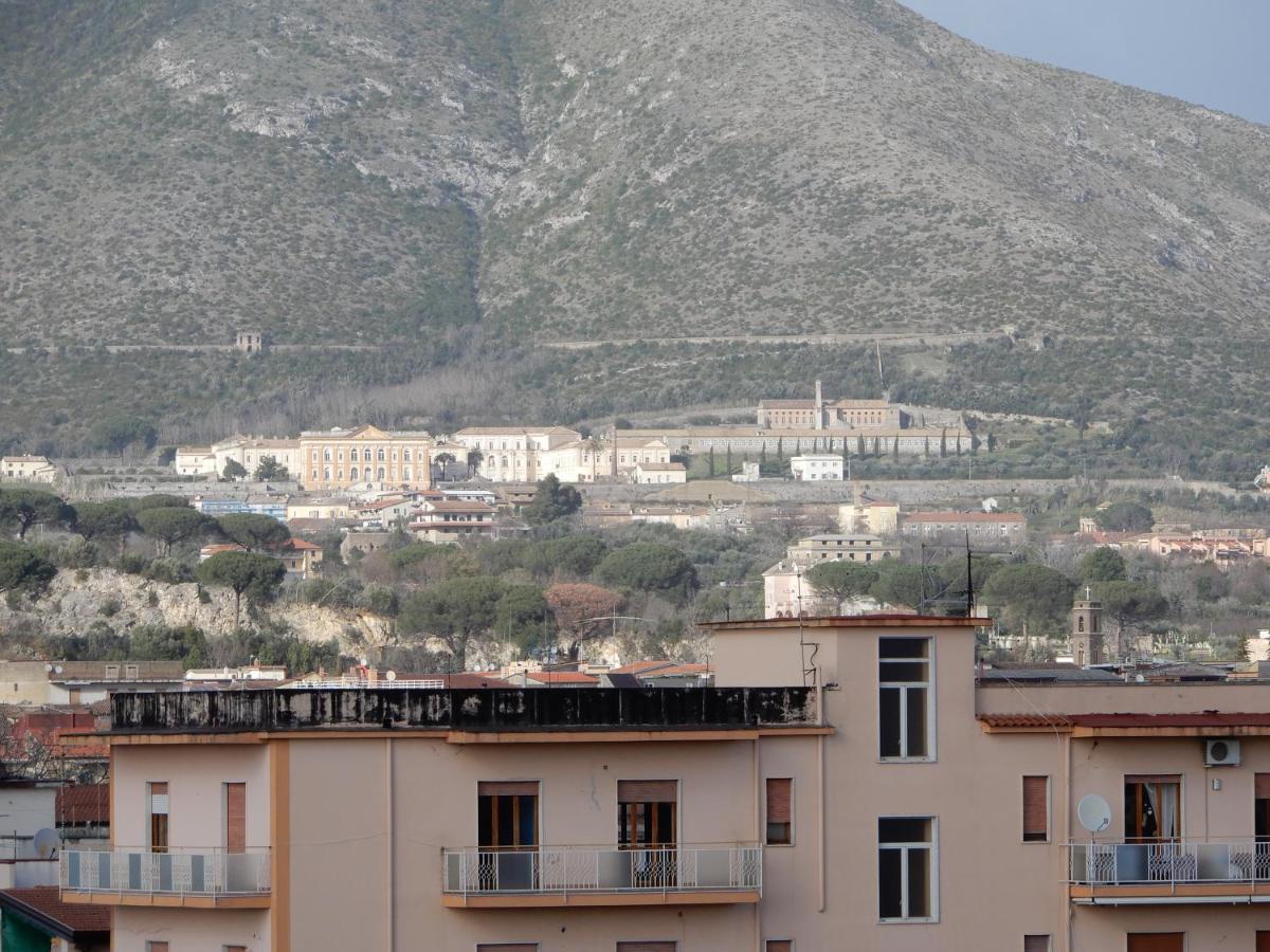 Caserta Royale Apartment Екстер'єр фото