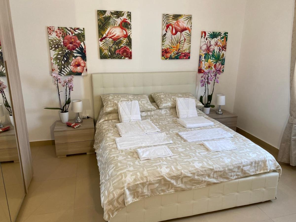 Caserta Royale Apartment Екстер'єр фото