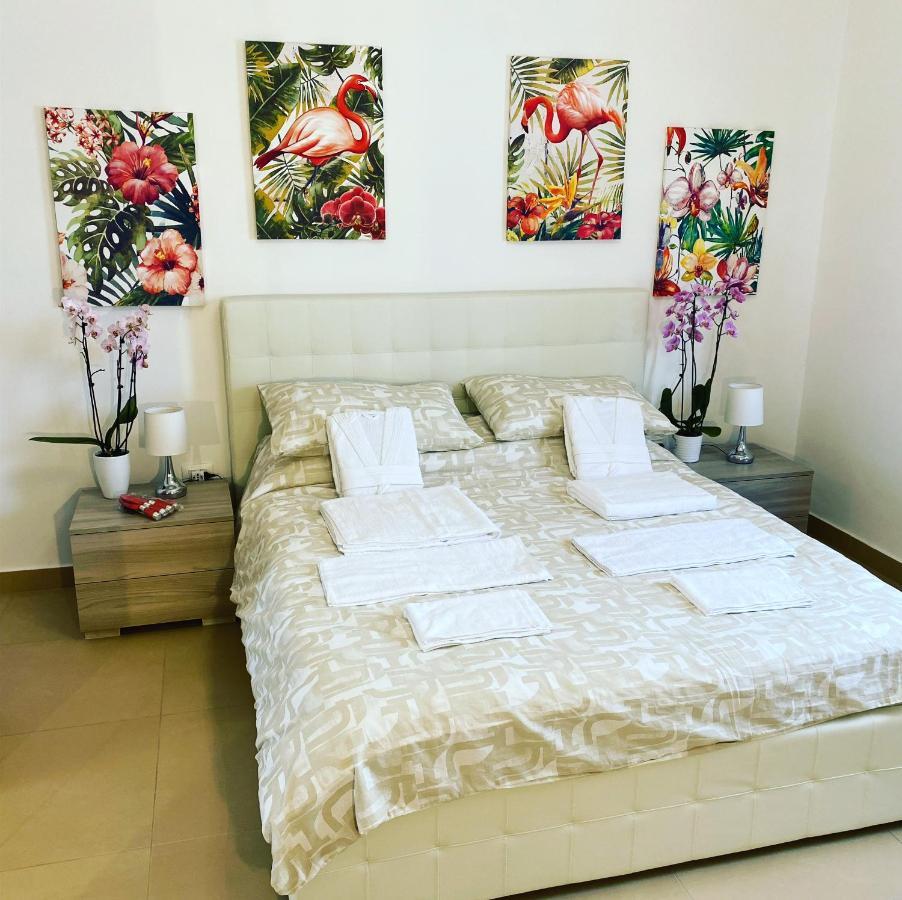 Caserta Royale Apartment Екстер'єр фото